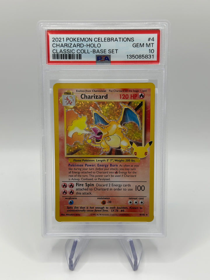 Pokémon Charizard Holo 4/104 PSA 10