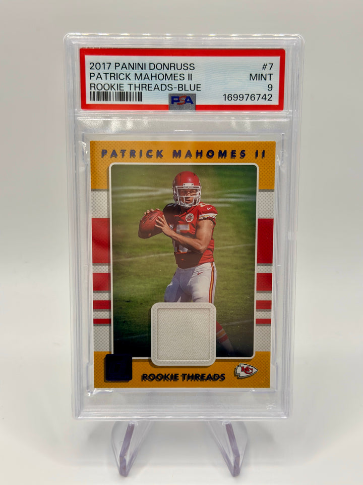 2017 Donruss Patrick Mahomes II Rookie Threads Blue Player Worn #7 PSA 9