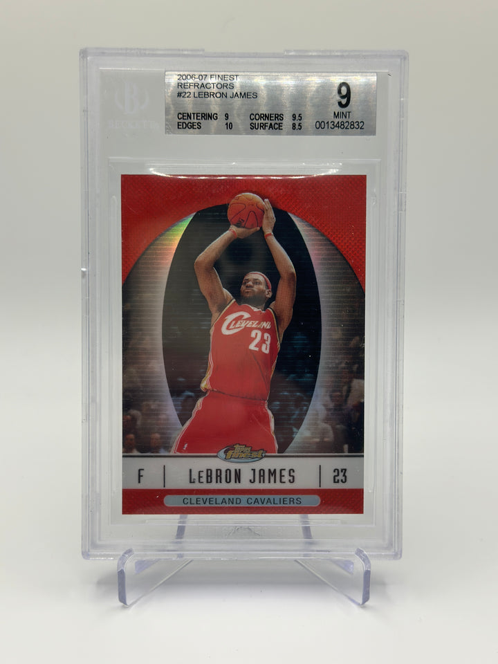 2006-07 Topps Finest LeBron James Refractor BGS 9