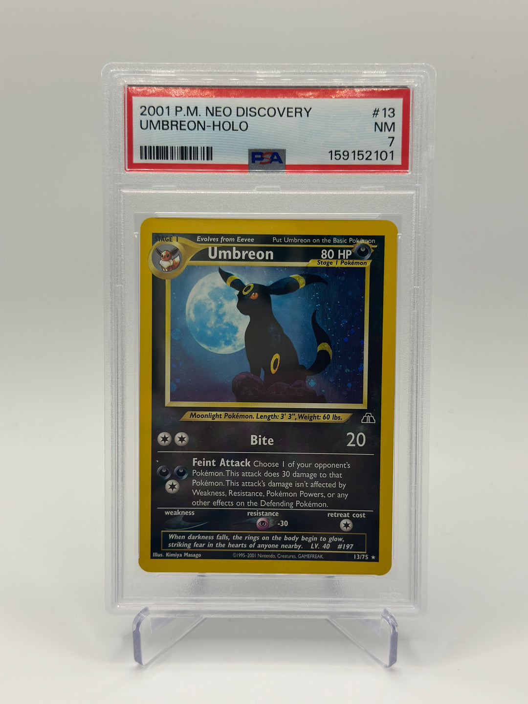Pokémon 2001 Umbreon Holo NEO Discovery 13/75 PSA 7