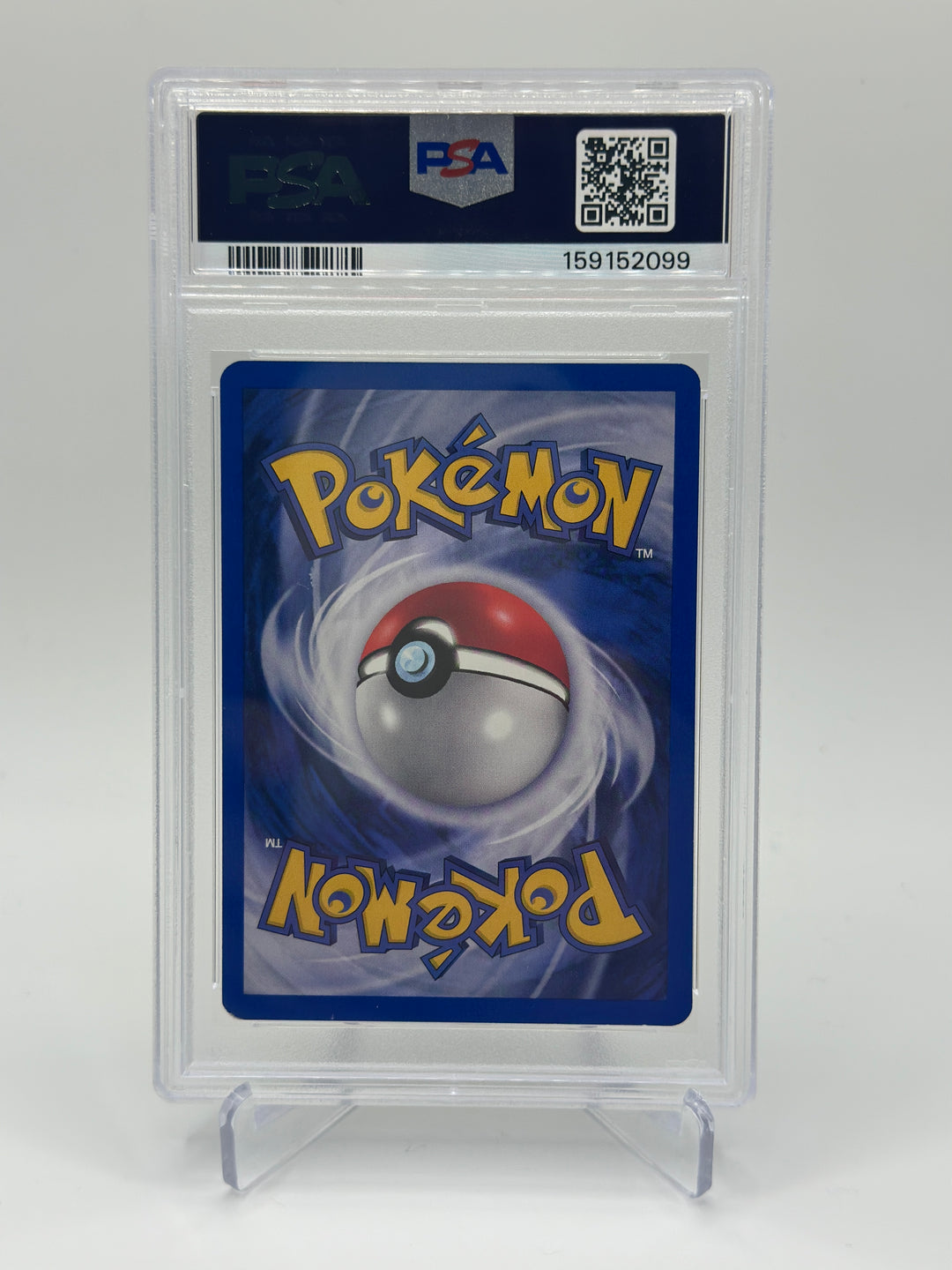 Pokémon 2000 Rocket's Zapdos 15/132 PSA 7