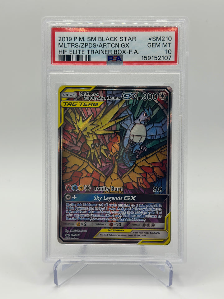 Pokémon 2019 Moltres & Zapdos & Articuno Tag Team SM210 PSA 10
