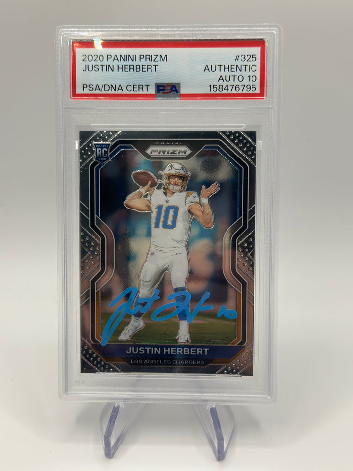2020 Prizm Justin Herbert #325 IP Auto PSA Authentic Auto 10