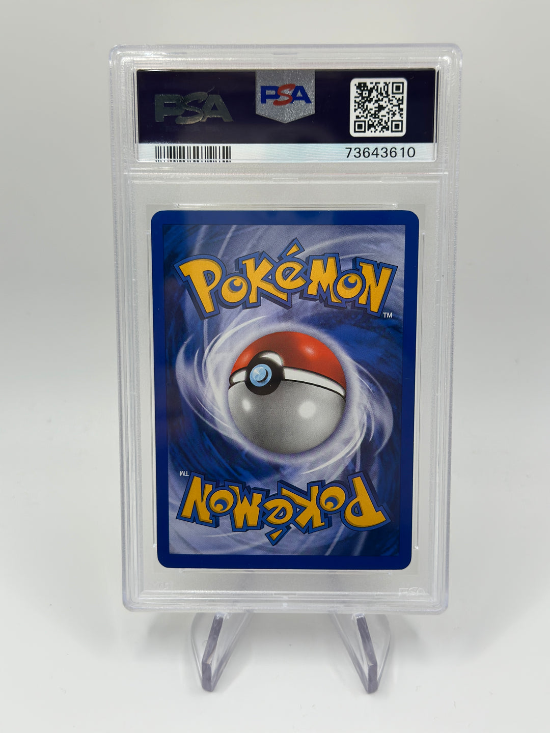 Pokémon Typhlosion Holo 1st #18 PSA 9