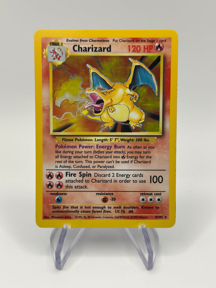 Pokémon Charizard Base Set Holo 4/102