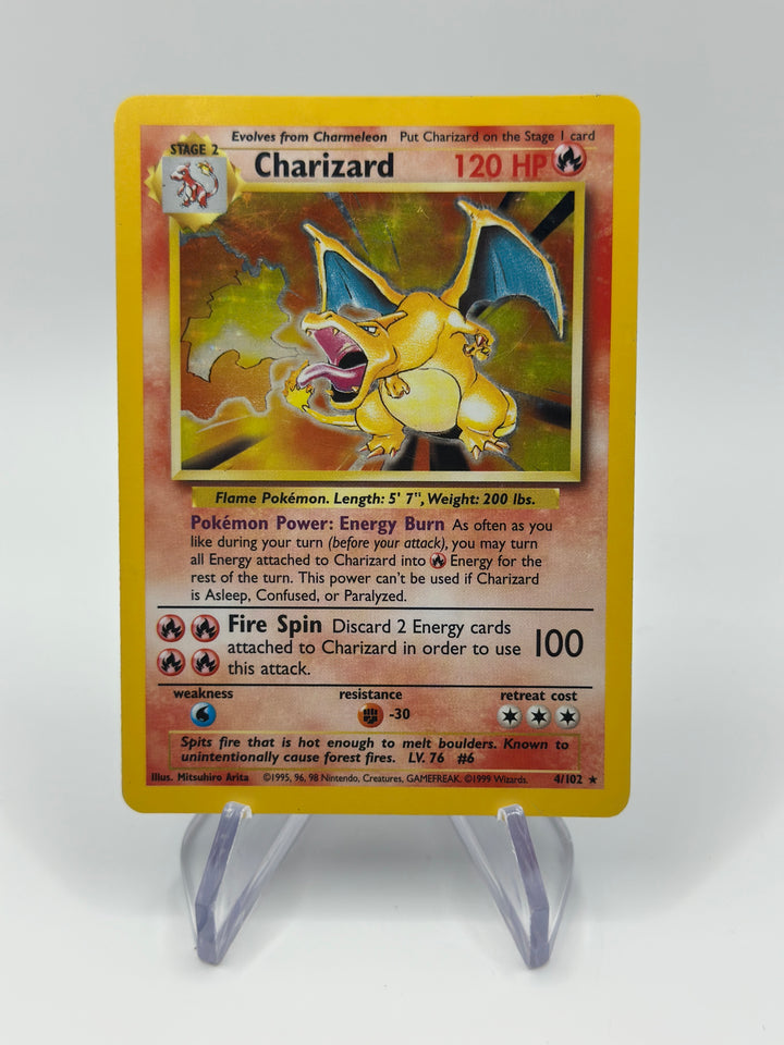 Pokémon Charizard Base Set Holo 4/102