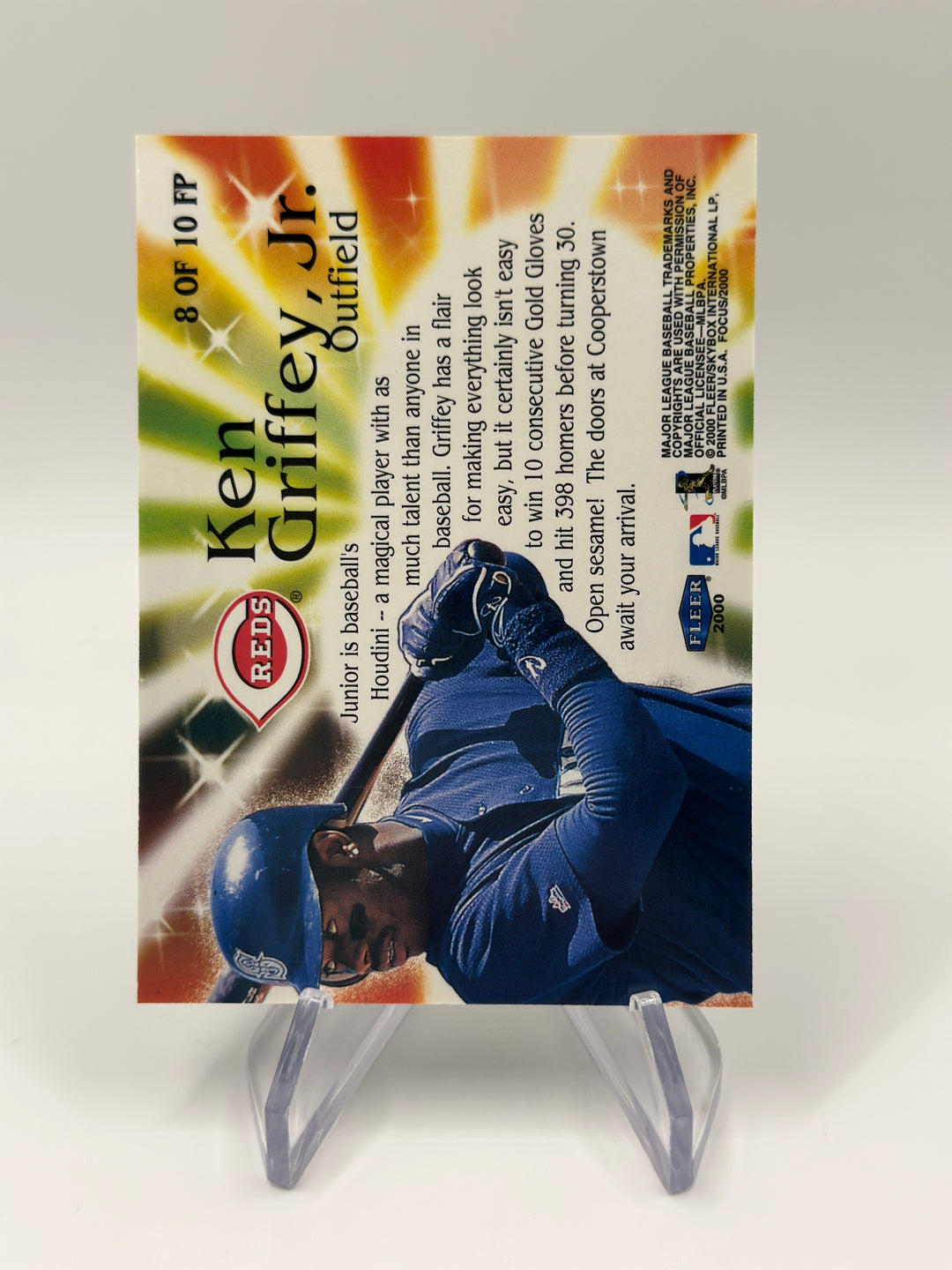 2000 Fleer Focus Focus Pocus Ken Griffey Jr #8 of 10